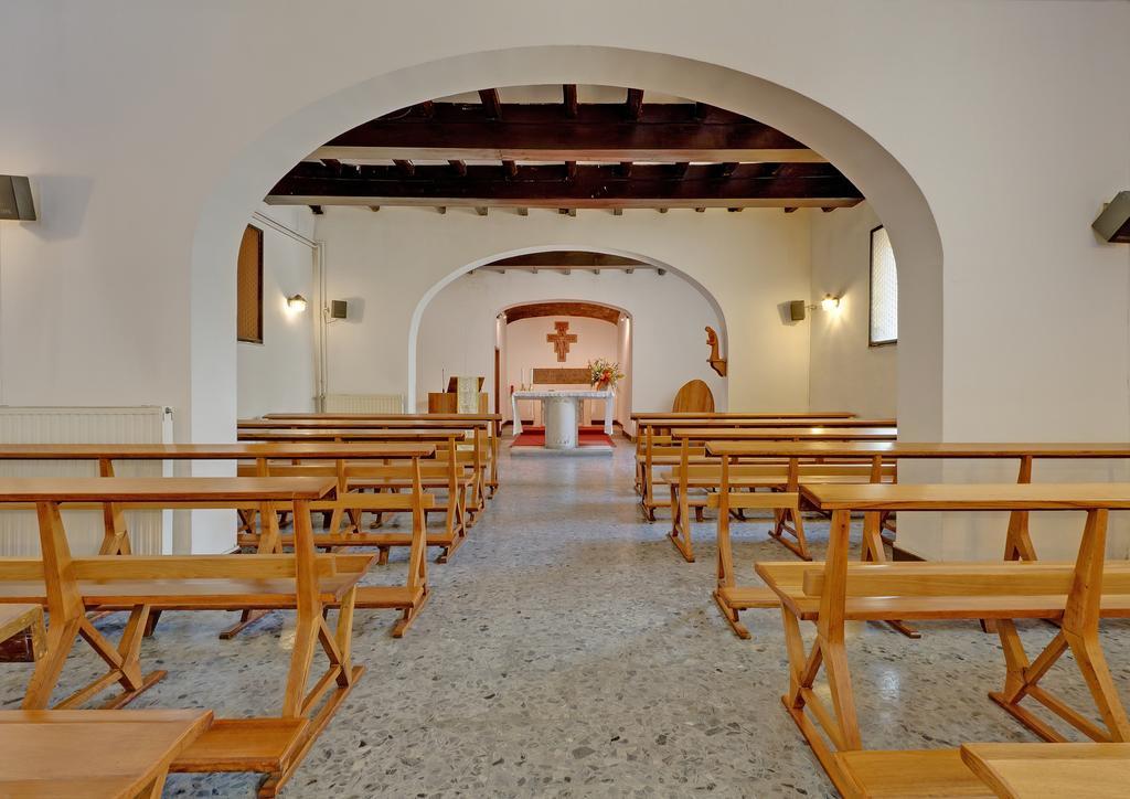 The Church Village Rome Buitenkant foto